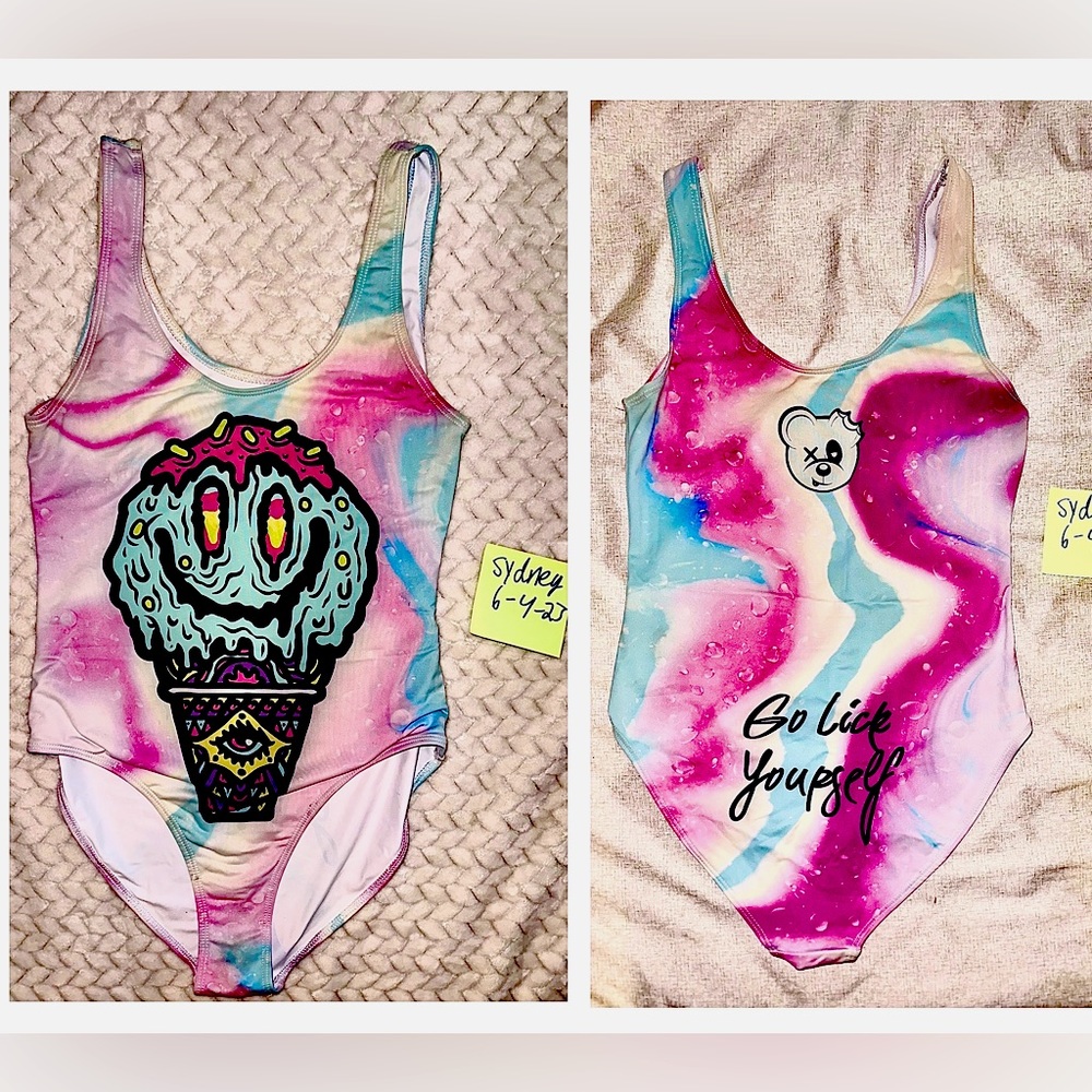 Scummy Bears Ice Cream Cone “Go Lick Yourself” Bodysuit, Size M